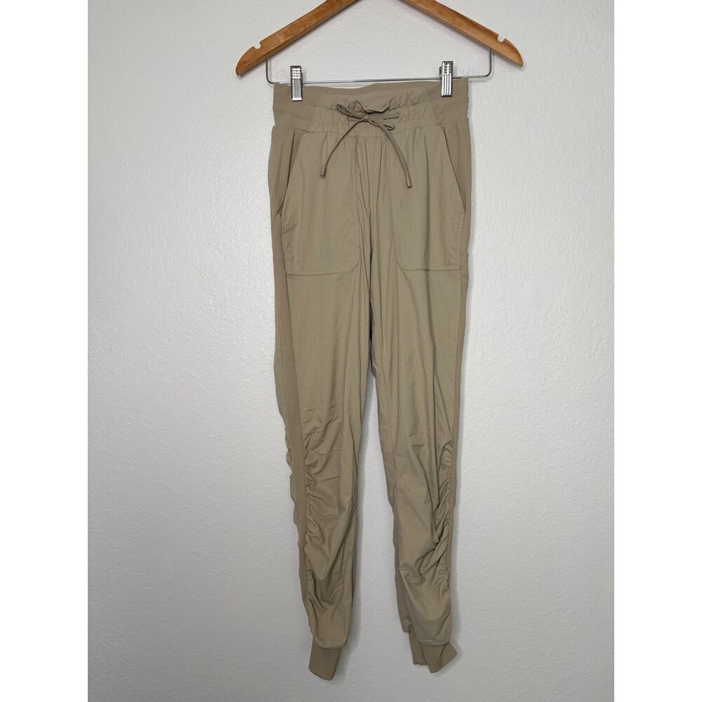 Lululemon Beyond The Studio Joggers in Khaki Swift Fabric Size 2